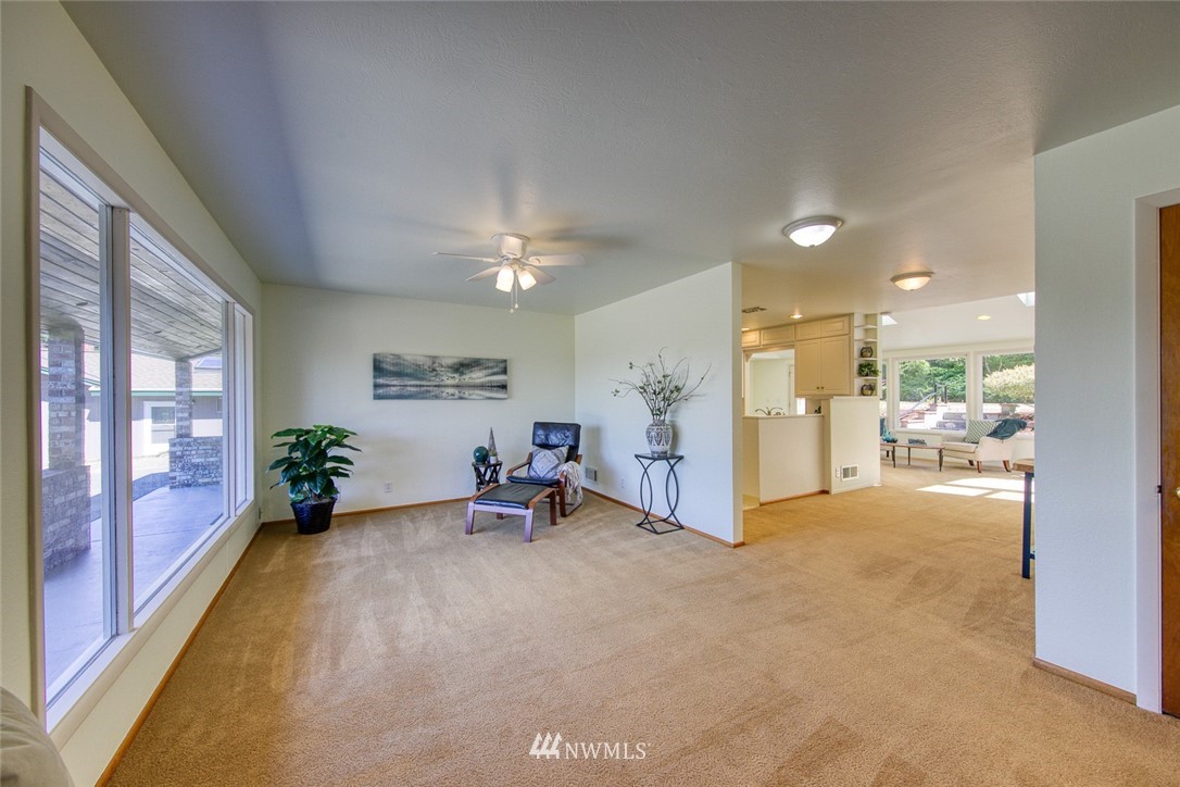 4420 Petersville Road Northeast Bremerton, WA 98310 - Photo 17 of 31 Gallery Image 17