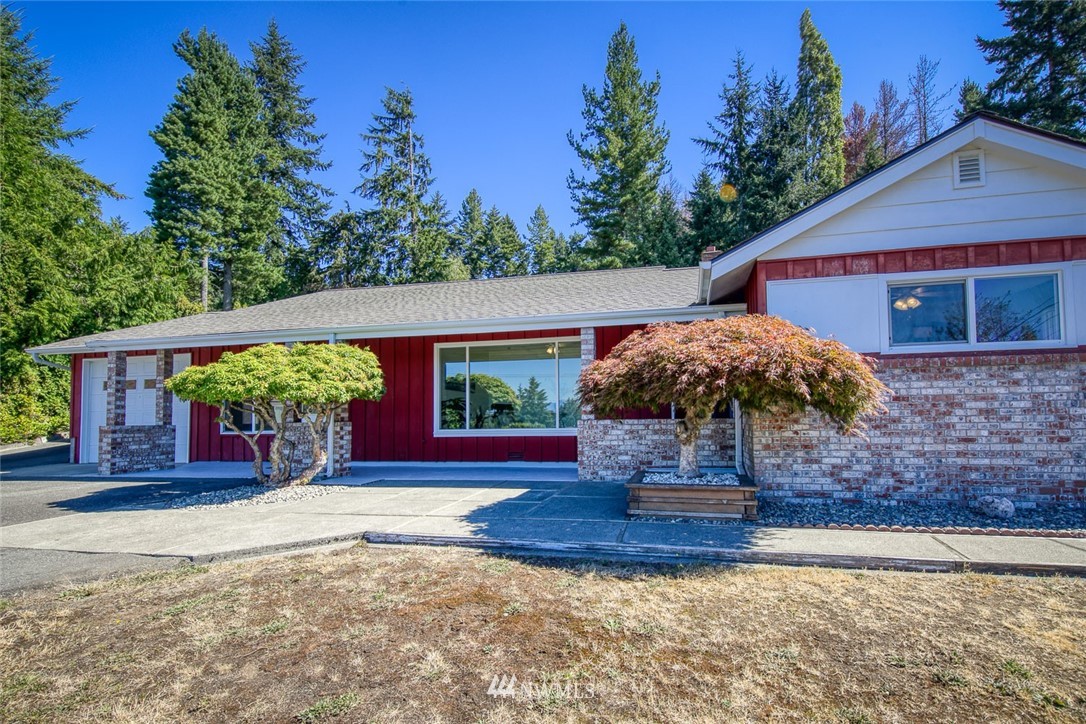4420 Petersville Road Northeast Bremerton, WA 98310 - Photo 3 of 31 Gallery Image 3