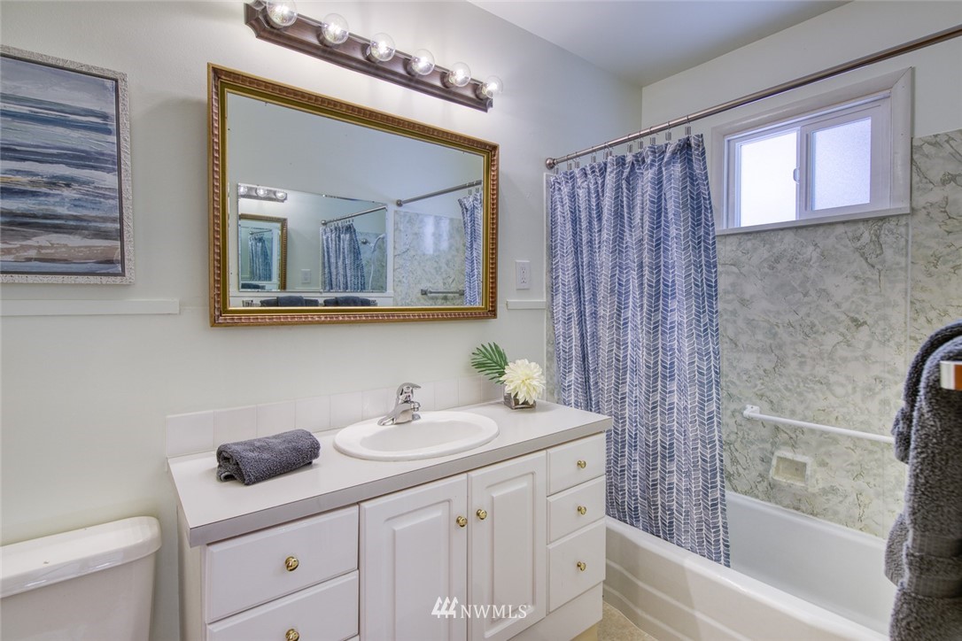 4420 Petersville Road Northeast Bremerton, WA 98310 - Photo 31 of 31 Gallery Image 31