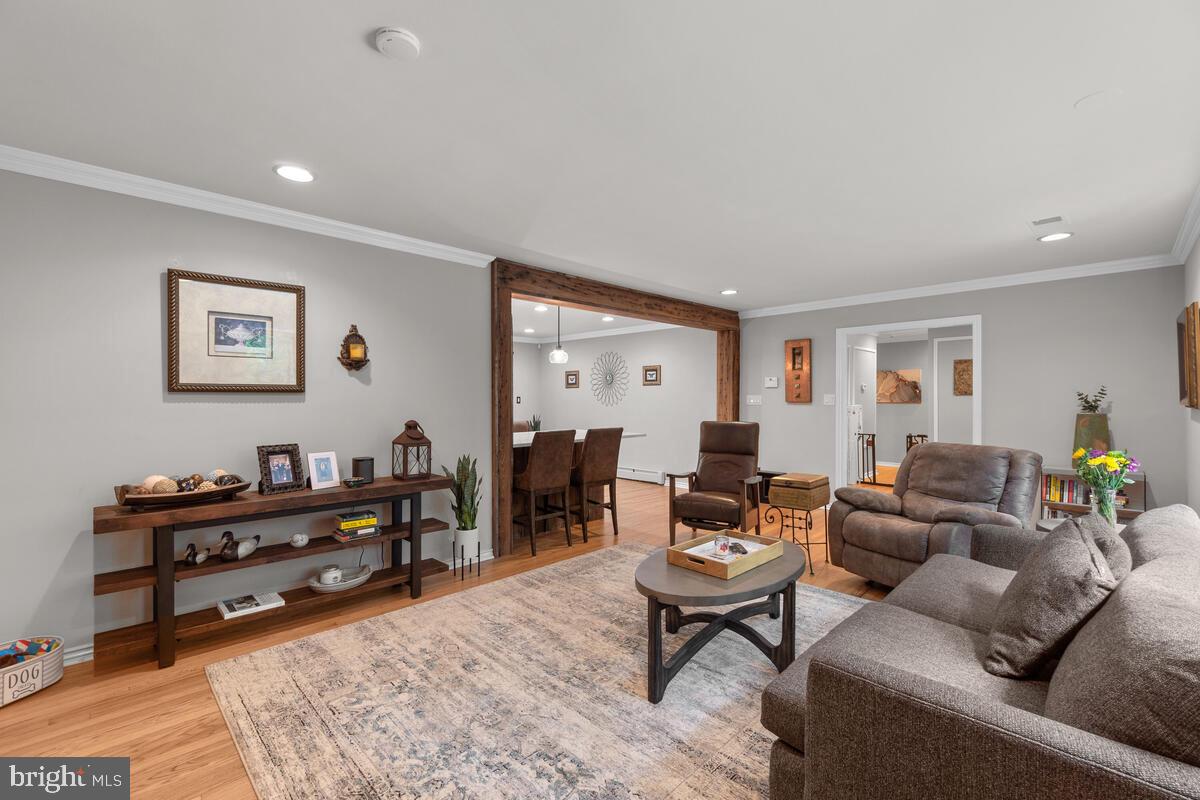 905 Stone Barn Road Towson, MD 21286 - Photo 3 of 45