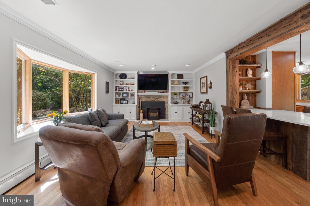 905 Stone Barn Road Towson, MD 21286 - Photo 4 of 45