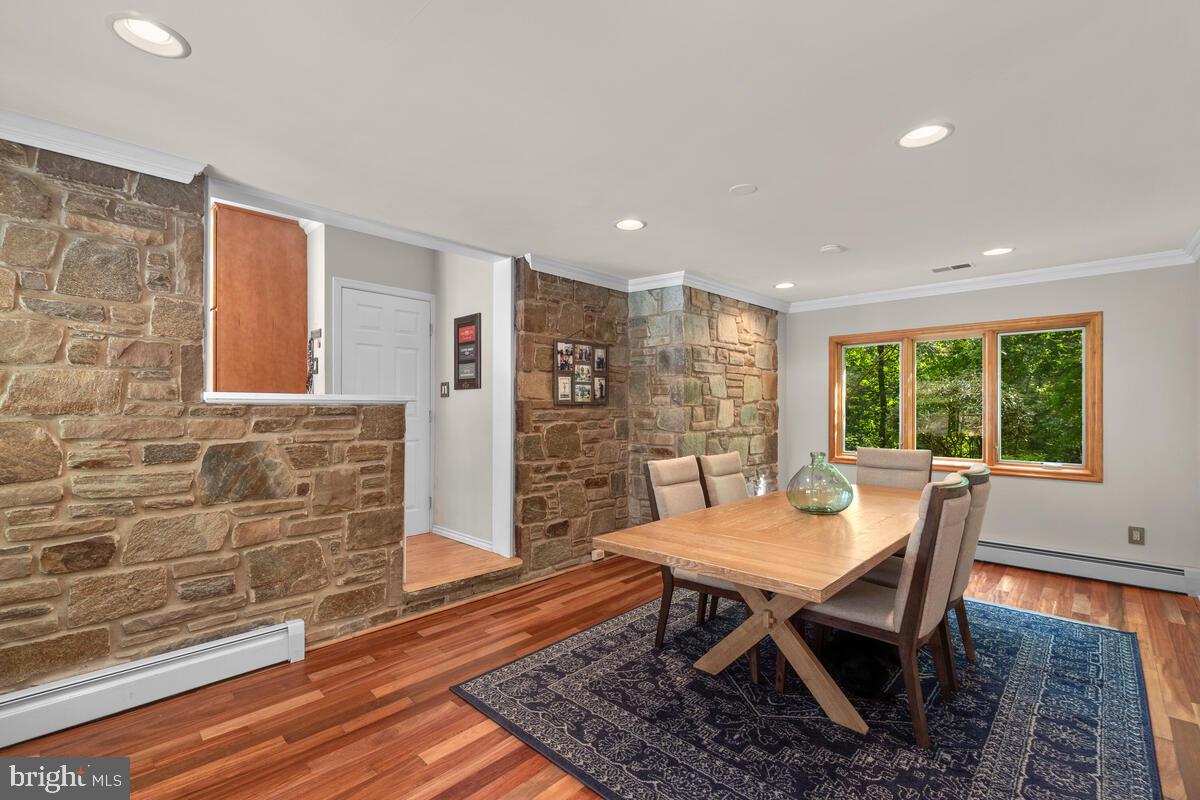 905 Stone Barn Road Towson, MD 21286 - Photo 6 of 45