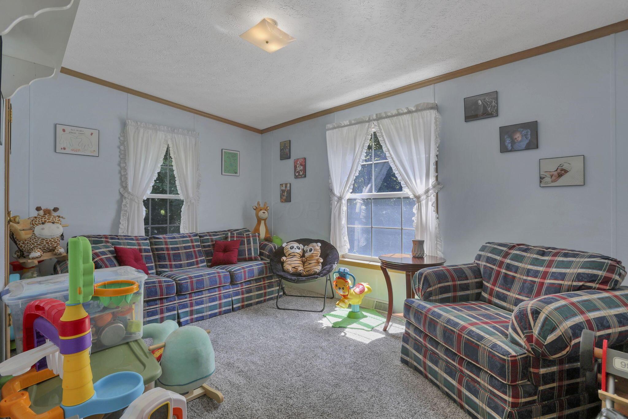19600 Hampshire Road Utica, OH 43080 - Photo 40 of 70 43-web-or-mls-7W3A7255