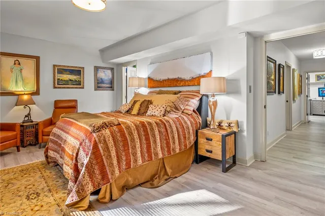 $685,000 | 910 Idlewilde Heath Court, Winston-Salem, NC 27106