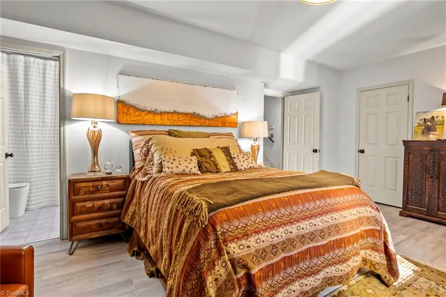 $685,000 | 910 Idlewilde Heath Court, Winston-Salem, NC 27106