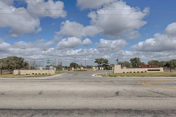 $220,000 | 1178 Speckle Belly Lane, Columbus, TX 78934