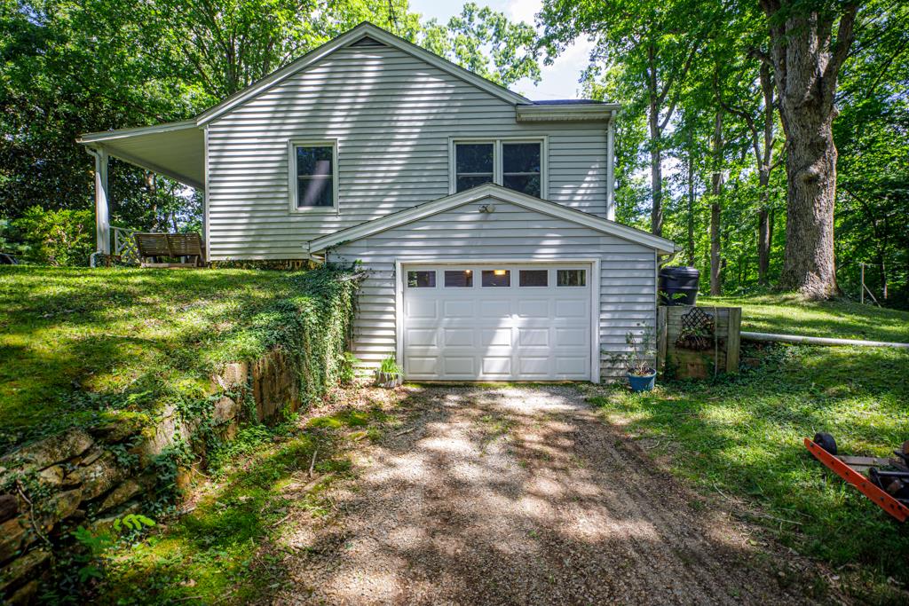 1067 Hinkle Road Kenbridge, VA 23944 - Photo 12 of 54 Gallery Image 12