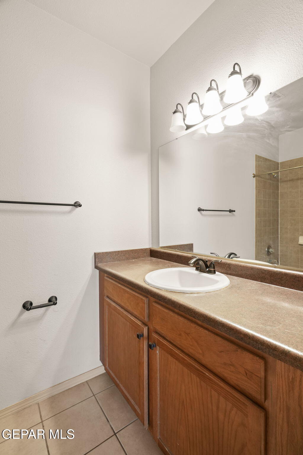 5953 Redstone Rim Drive El Paso, TX 79934 - Photo 24 of 54 5953 Redstone Rim Dr-23