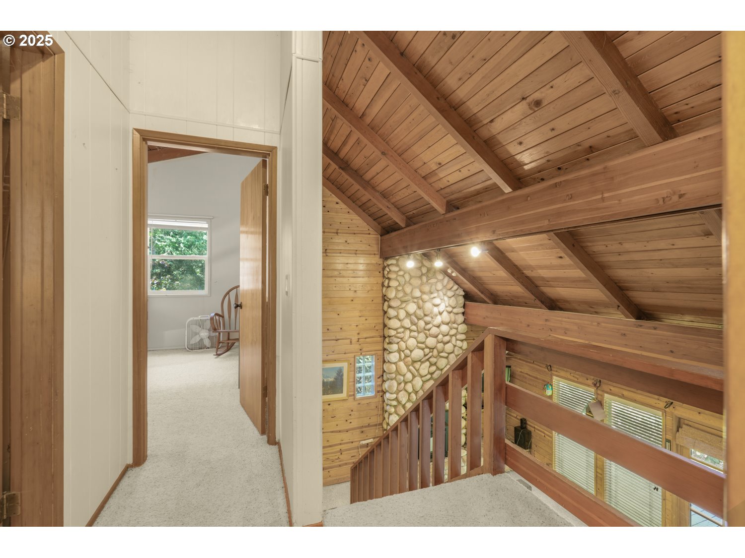 65647 East Sandy River Lane Rhododendron, OR 97049 - Photo 9 of 23 Gallery Image 9