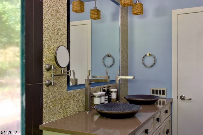 329 Glen Road Sparta, NJ 07871 - Photo 17 of 21
