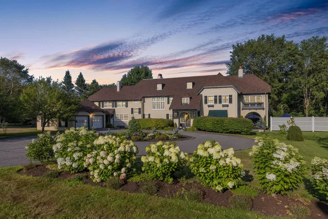 $1,420,400 | 18 Bayside Drive, Belfast, ME 04915