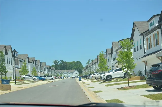 $1,950 | 343 Auburn Valley Way, Auburn, GA 30011