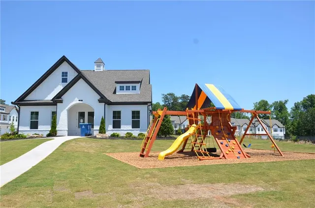 $1,950 | 343 Auburn Valley Way, Auburn, GA 30011