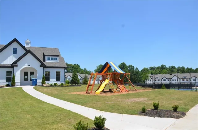 $1,950 | 343 Auburn Valley Way, Auburn, GA 30011