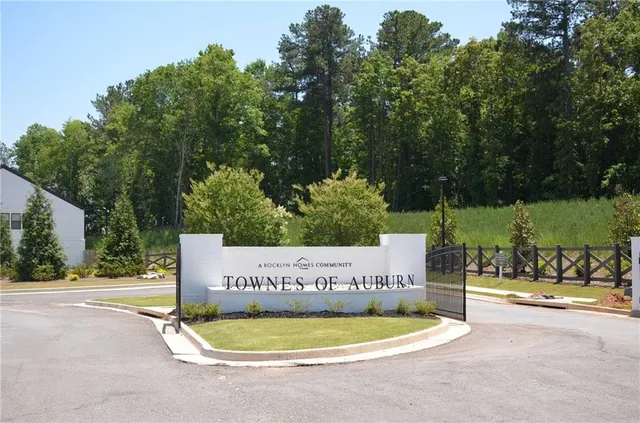 $1,950 | 343 Auburn Valley Way, Auburn, GA 30011