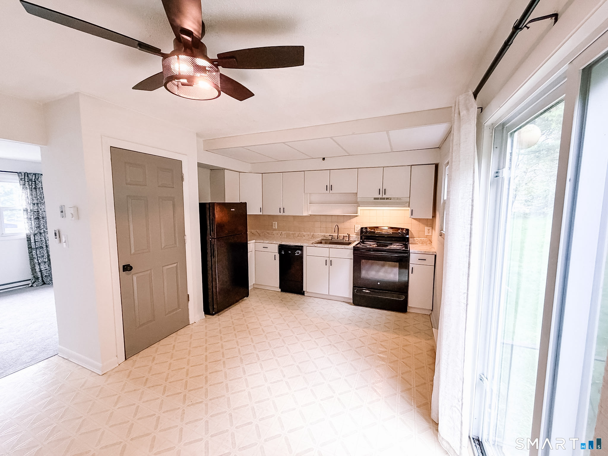 96 Canterbury Road, Unit B Plainfield, CT 06374 - Photo 13 of 27
