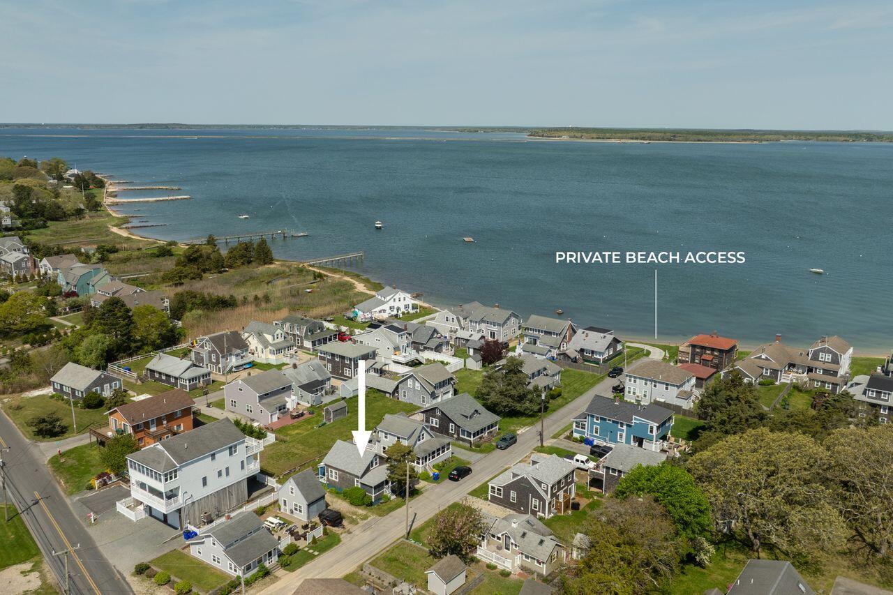5 Spurr Road Pocasset, MA 02559 - Photo 3 of 42 a view of an ocean