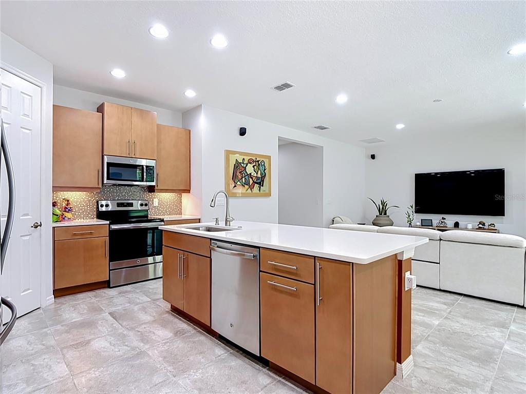 856 Pacific Ridge Road Poinciana, FL 34759 - Photo 13 of 69 Gallery Image 13