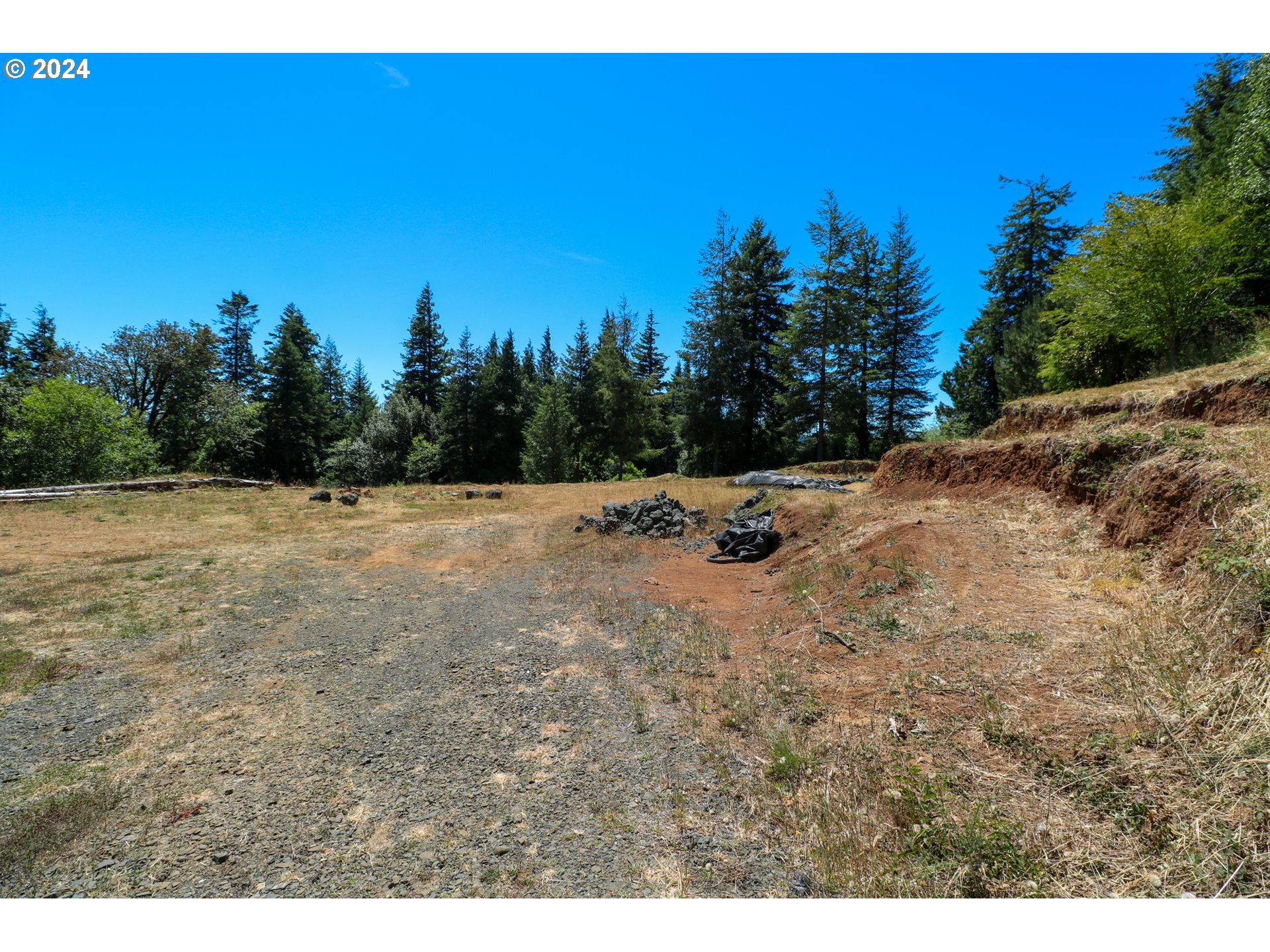 58682 Fernwood Road Coquille, OR 97423 - Photo 13 of 19 Gallery Image 13