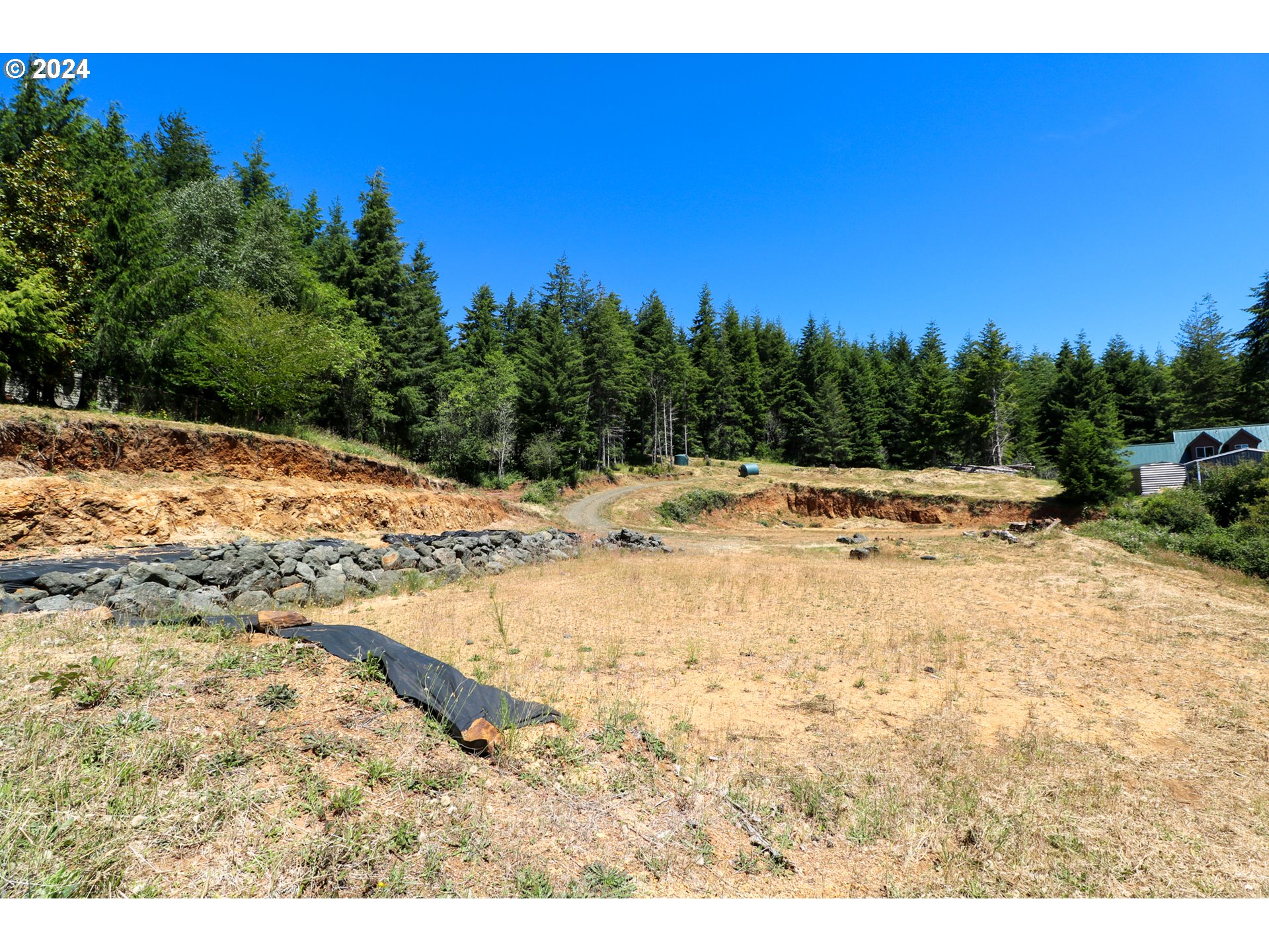 58682 Fernwood Road Coquille, OR 97423 - Photo 14 of 19 Gallery Image 14