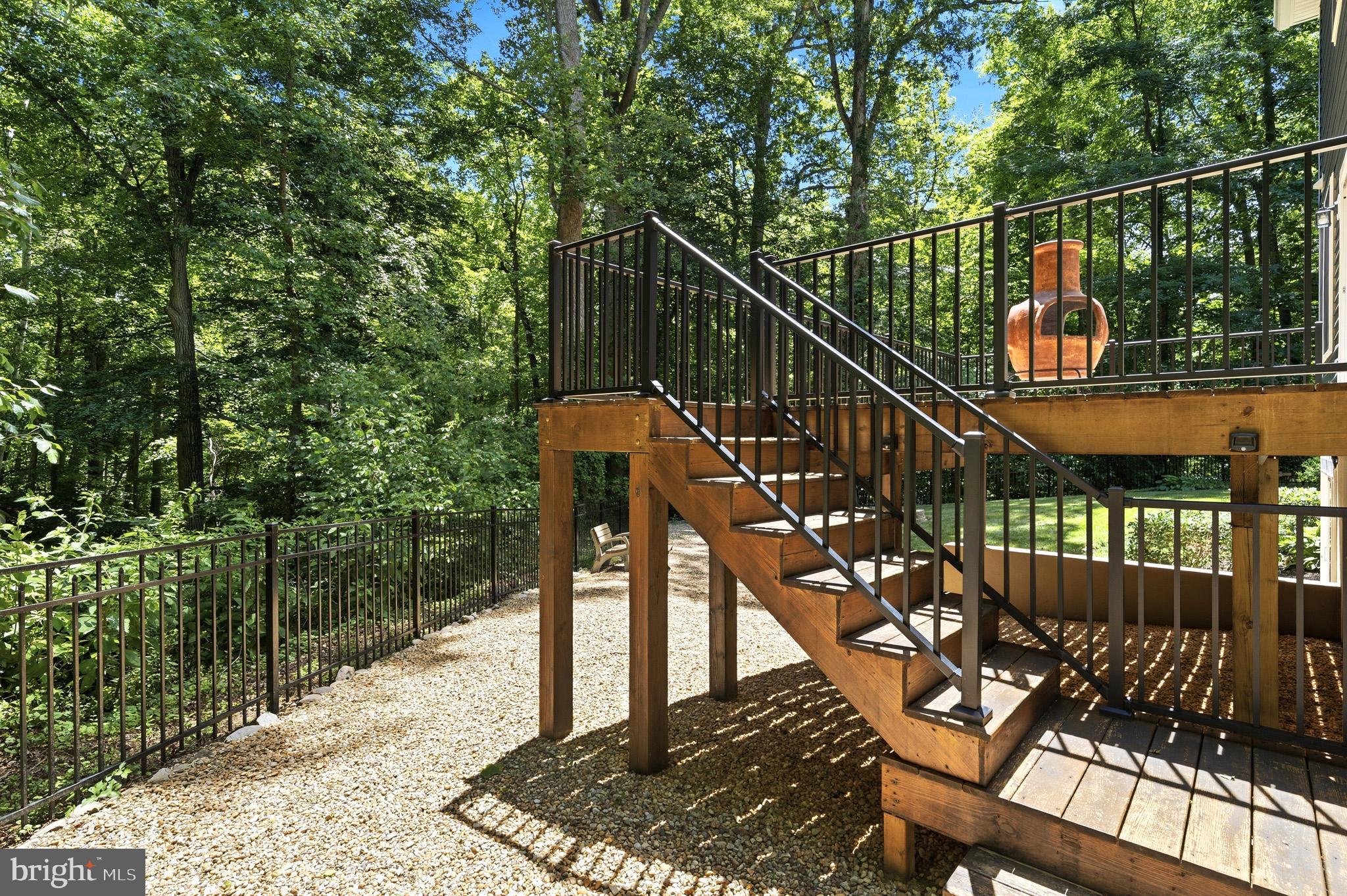 3148 Holland Cliffs Road Huntingtown, MD 20639 - Photo 39 of 61 Easy access from indoor to outdoor living.