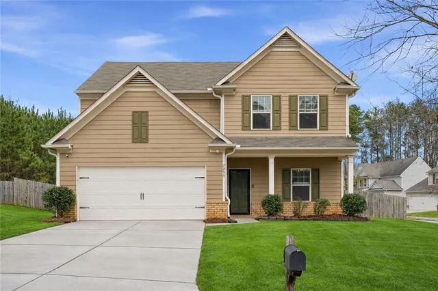 $300,000 | 7299 St Agnes Way, Fairburn, GA 30213