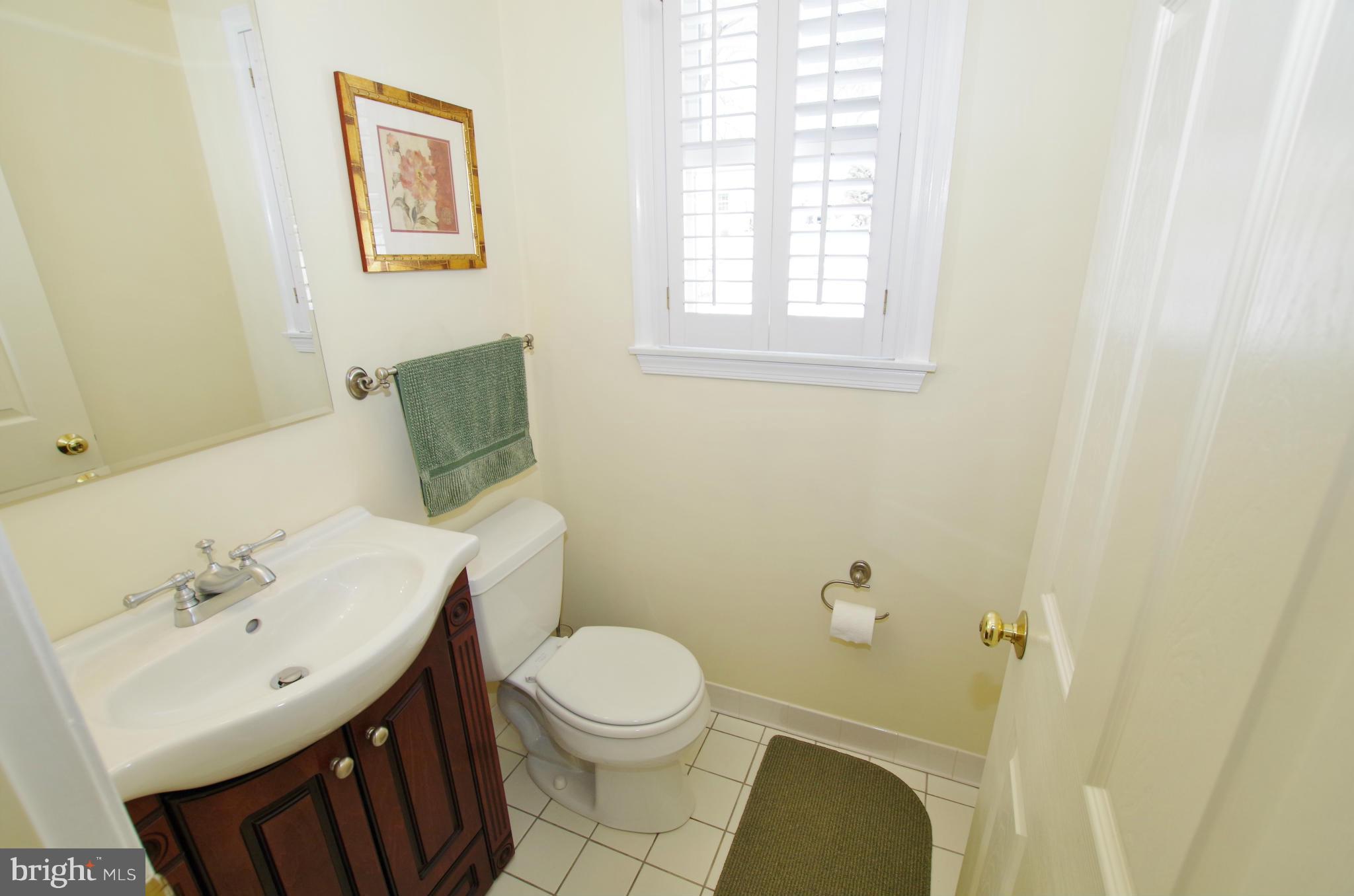 4121 Sir Walter Road Olney, MD 20832 - Photo 16 of 30 Main Level Remodeled Half Bath