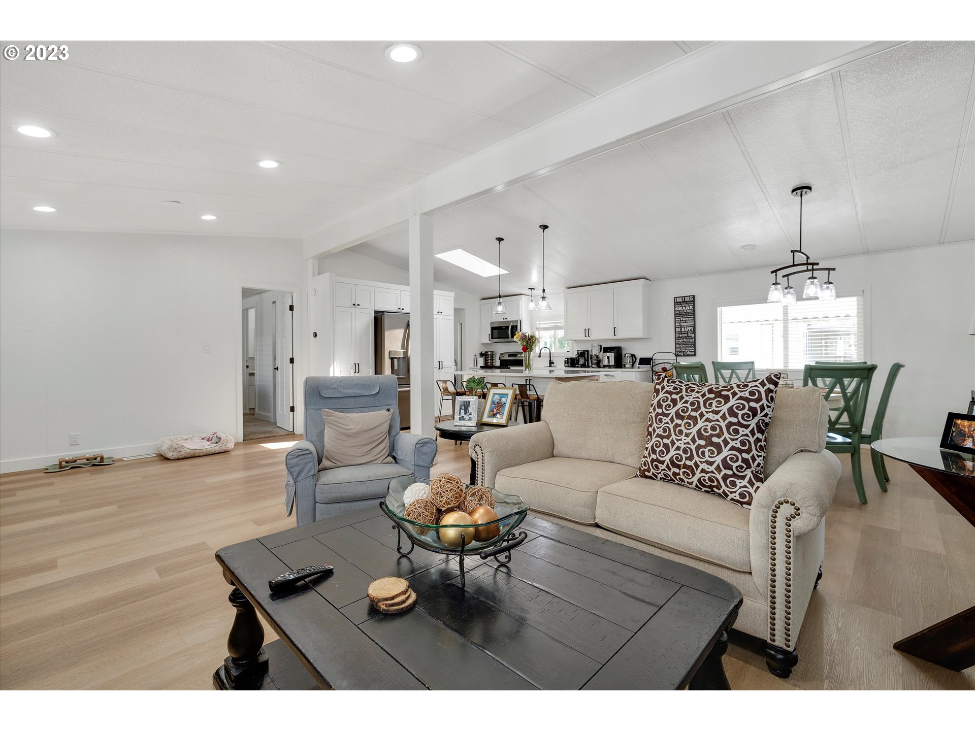 12450 Southwest Fischer Road, Unit 204 Portland, OR 97224 - Photo 8 of 38 Gallery Image 8