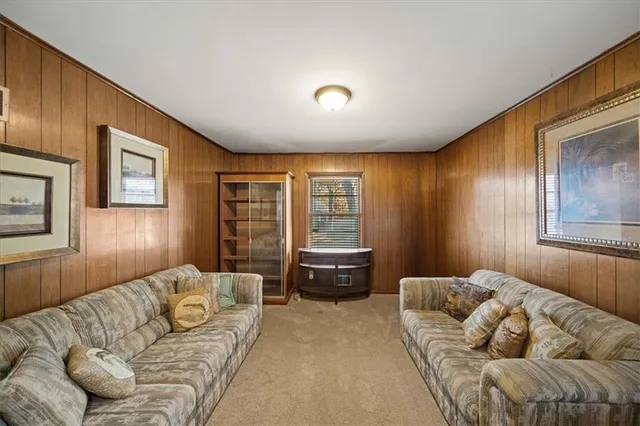 $199,999 | 11142 Spring Valley Road, Kansas City, MO 64134