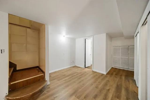 $199,999 | 11142 Spring Valley Road, Kansas City, MO 64134