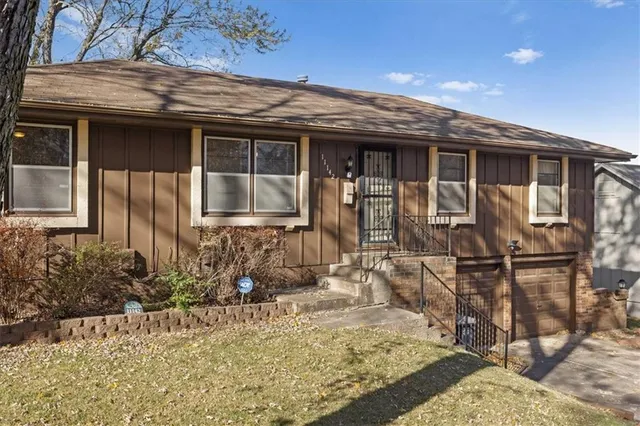 $199,999 | 11142 Spring Valley Road, Kansas City, MO 64134