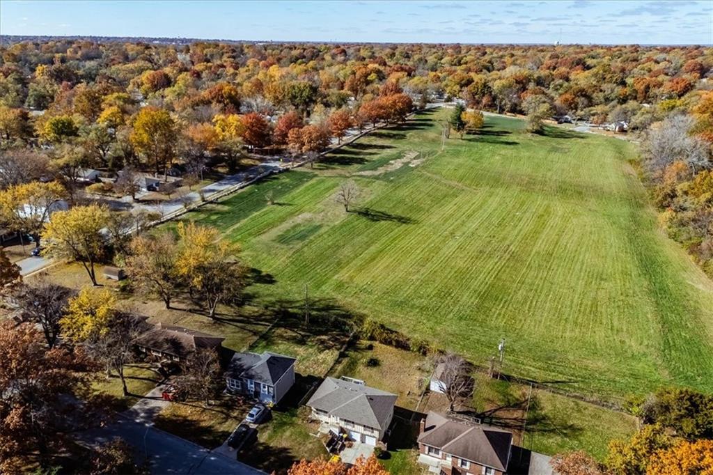 11142 Spring Valley Road Kansas City, MO 64134 - Photo 36 of 39