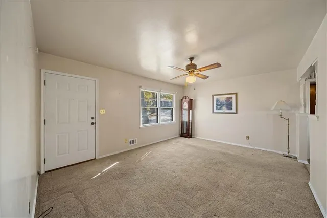 $199,999 | 11142 Spring Valley Road, Kansas City, MO 64134