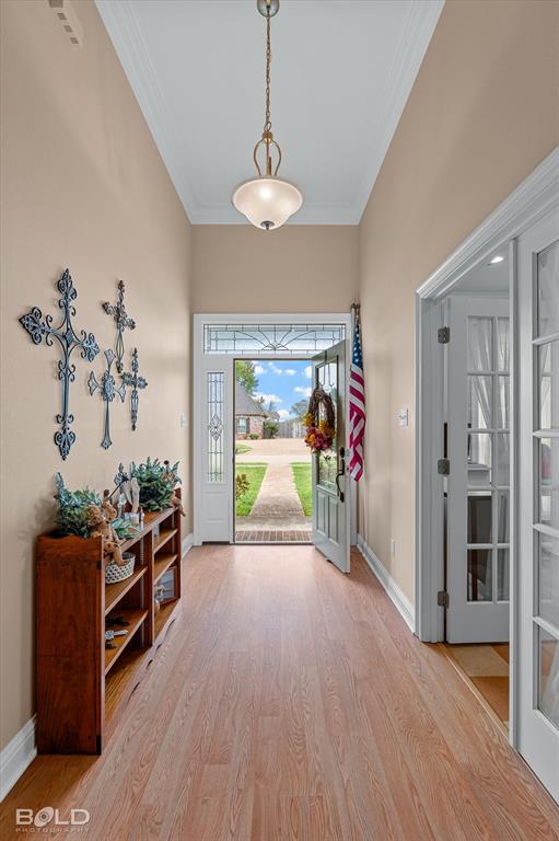 129 Wax Wing Drive Stonewall, LA 71078 - Photo 12 of 40 a living room with furniture and a large window