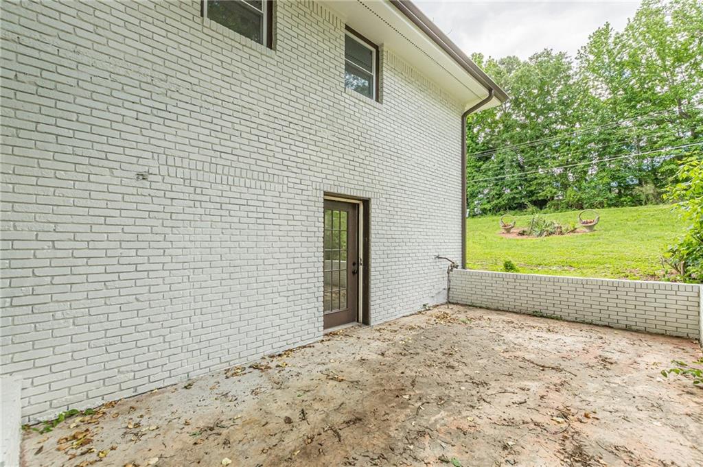 3275 Clifton Church Road Southeast Atlanta, GA 30316 - Photo 10 of 59 a view of a backyard