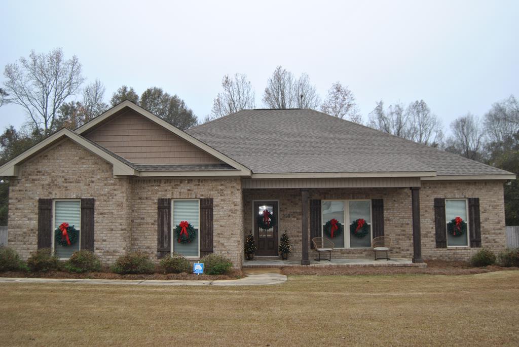 208 Folsom Road Dothan, AL 36301 - Photo 1 of 18 Main View