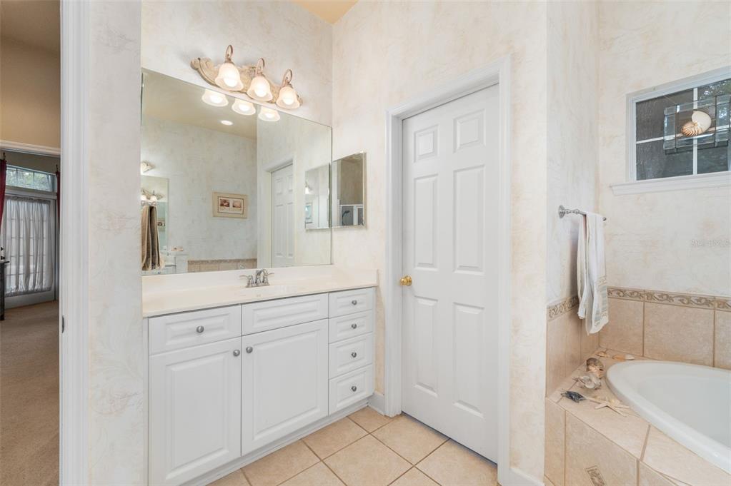 9440 Southwest 35th Lane Gainesville, FL 32608 - Photo 19 of 34