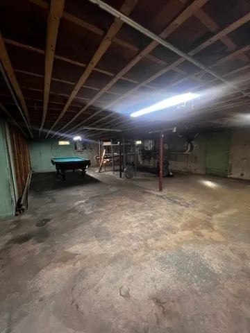 $2,800 | 1823 Meridian Street, Fall River, MA 02720