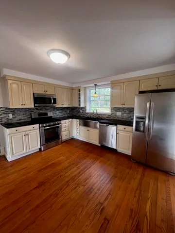 $2,800 | 1823 Meridian Street, Fall River, MA 02720