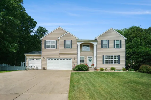 $749,000 | 9354 Stratford Woods Trail, Kalamazoo, MI 49009