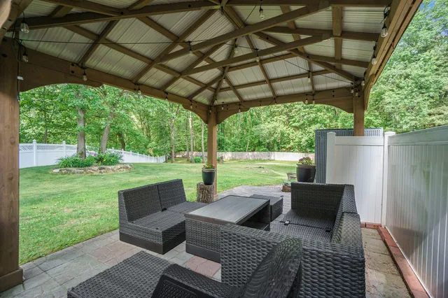 $749,000 | 9354 Stratford Woods Trail, Kalamazoo, MI 49009