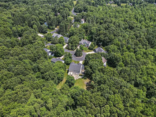 $749,000 | 9354 Stratford Woods Trail, Kalamazoo, MI 49009