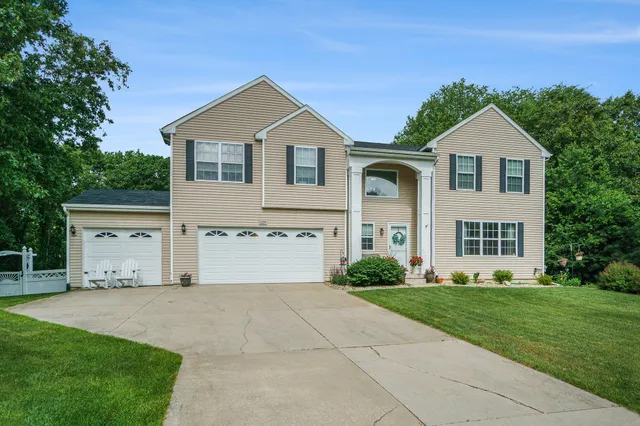 $749,000 | 9354 Stratford Woods Trail, Kalamazoo, MI 49009