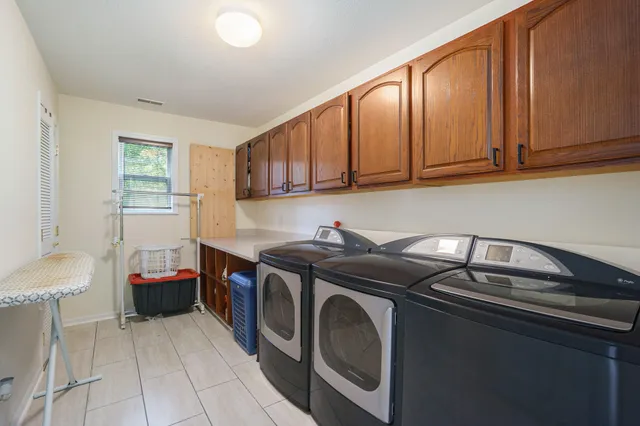 $749,000 | 9354 Stratford Woods Trail, Kalamazoo, MI 49009