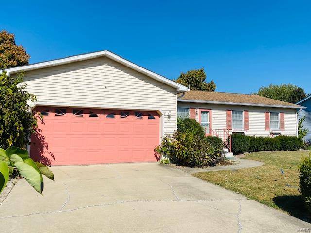 16 Ridge Drive Litchfield, IL 62056 - Photo 1 of 1 Gallery Image 1
