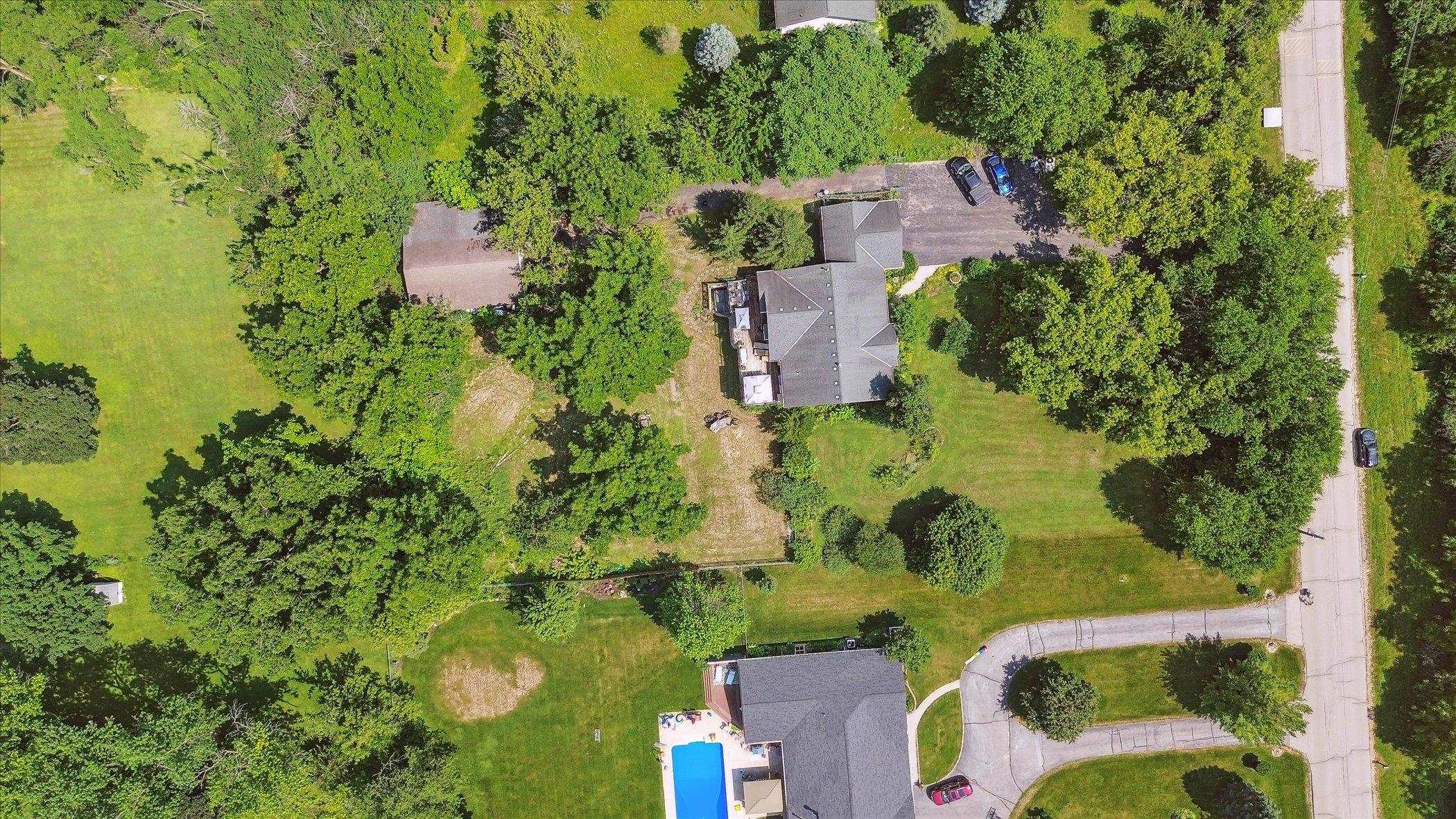 N3131 Center Street Lake Geneva, WI 53147 - Photo 5 of 54