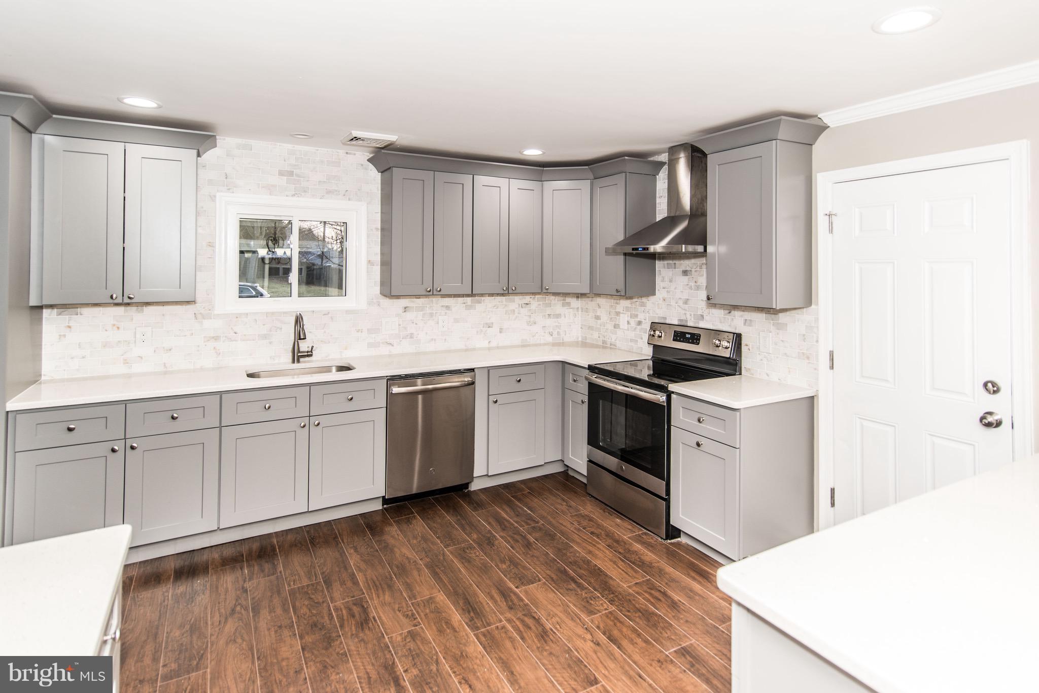 7 Fieldstone Road Levittown, PA 19056 - Photo 3 of 39