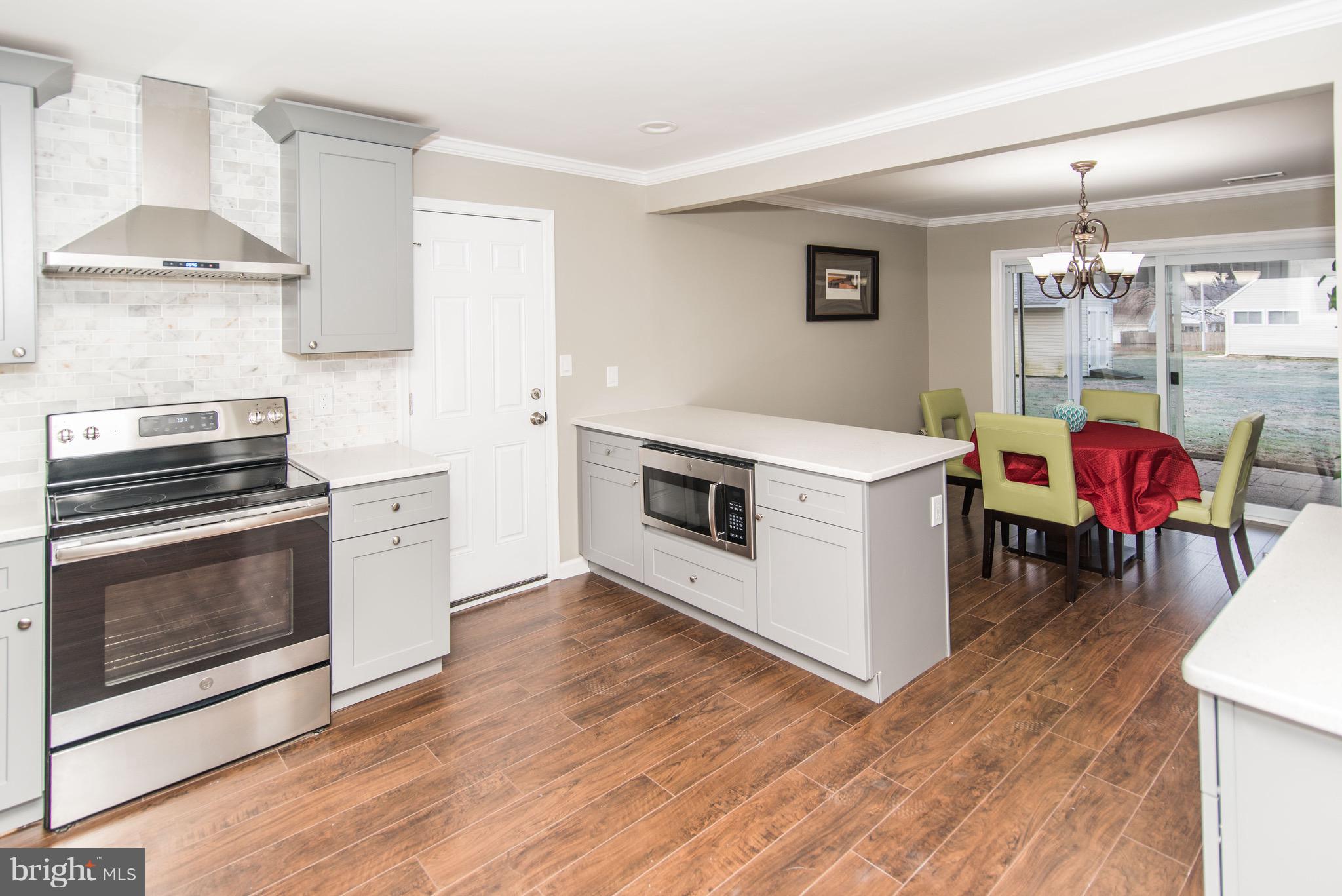 7 Fieldstone Road Levittown, PA 19056 - Photo 4 of 39