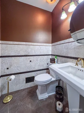 a bathroom with a sink and a toilet