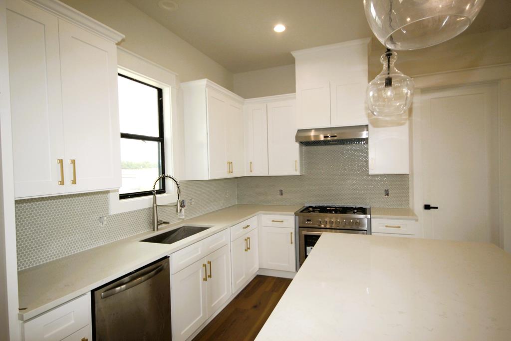 2240 South Ranch Road 783, Unit 8 Harper, TX 78631 - Photo 4 of 16